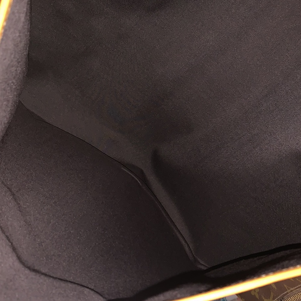 Louis Vuitton 19X13.Huge Traveling case French Co.🥳🥳❌ - Picture 4 of 11